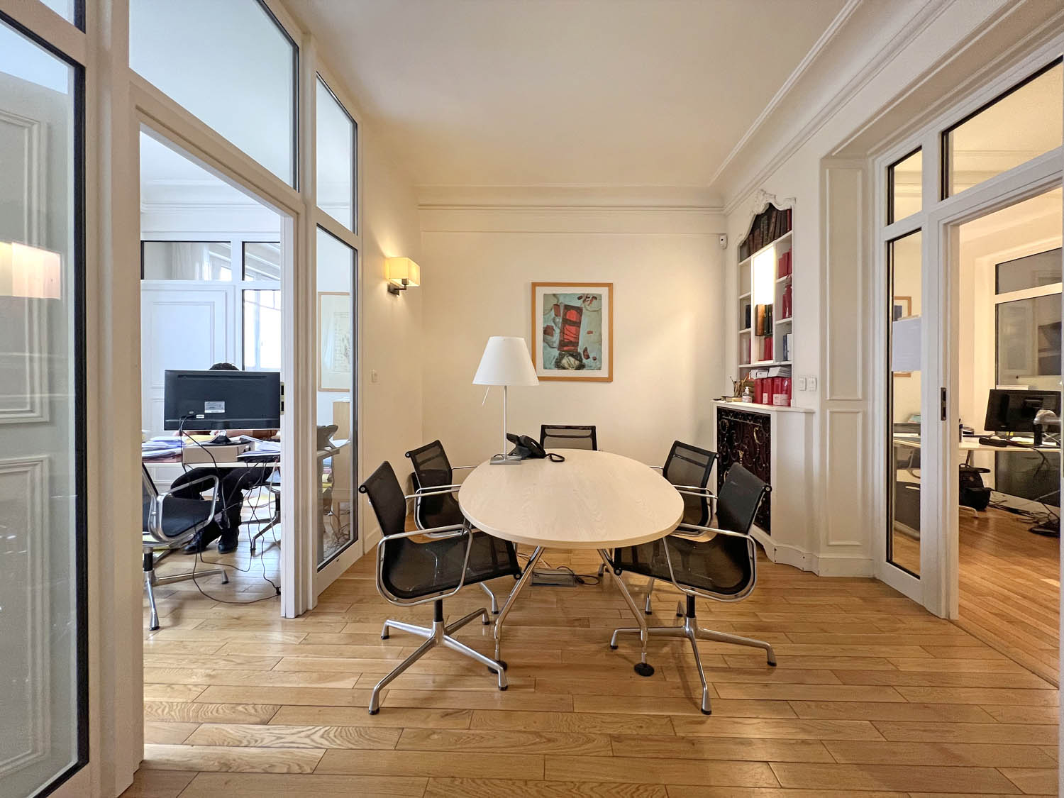 D’un appartement de réception à des bureaux